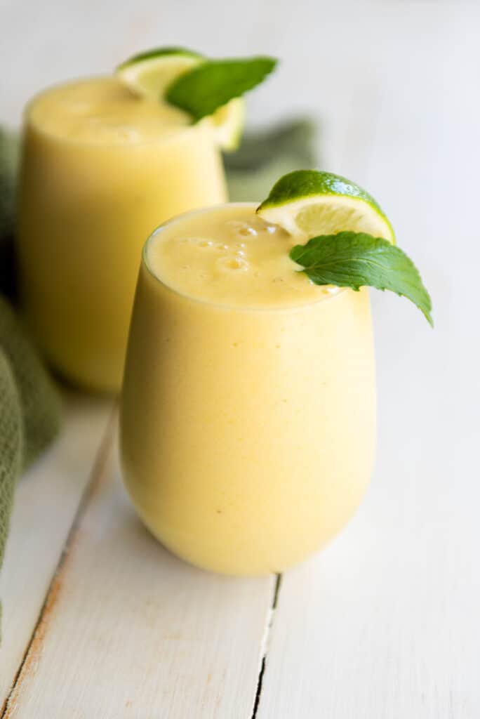 Best Tropical Smoothie Recipe